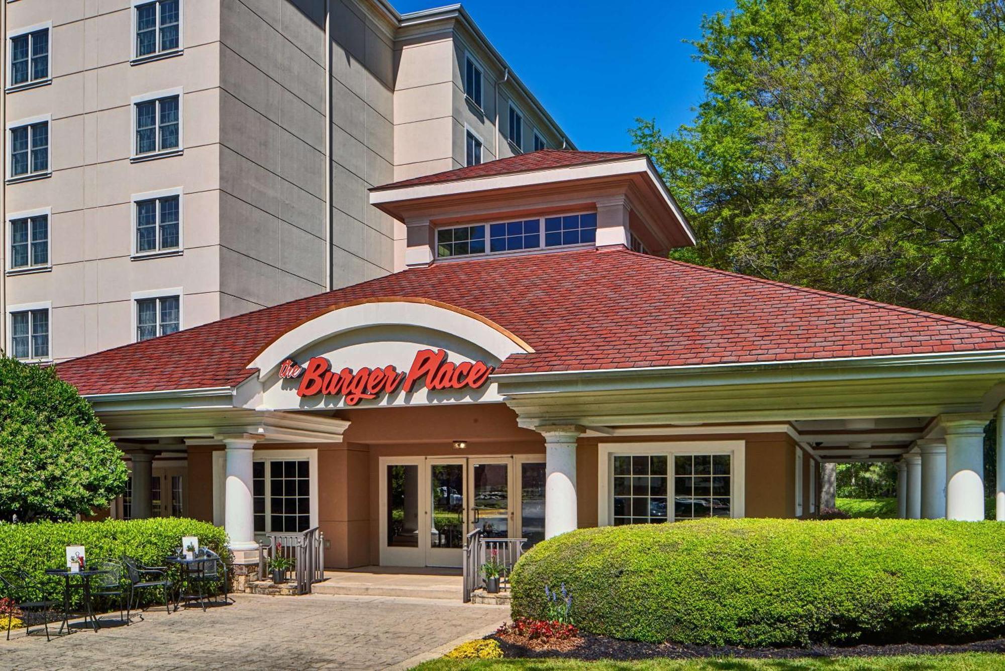 Holiday Inn Atlanta Airport South College Park Exterior foto